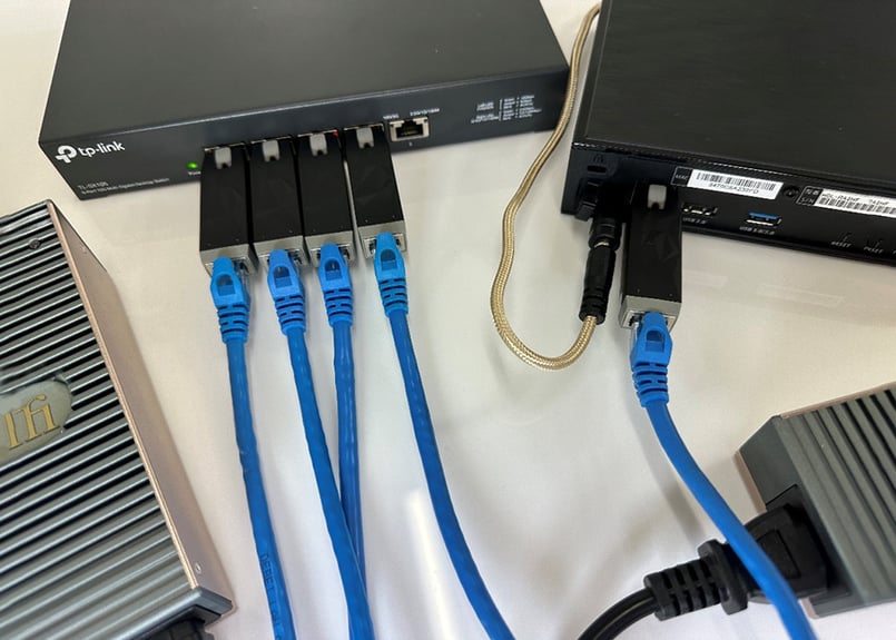 iFi audio LAN iSilencer ネットワークノイズ除去コネクタ | Bi-Wi