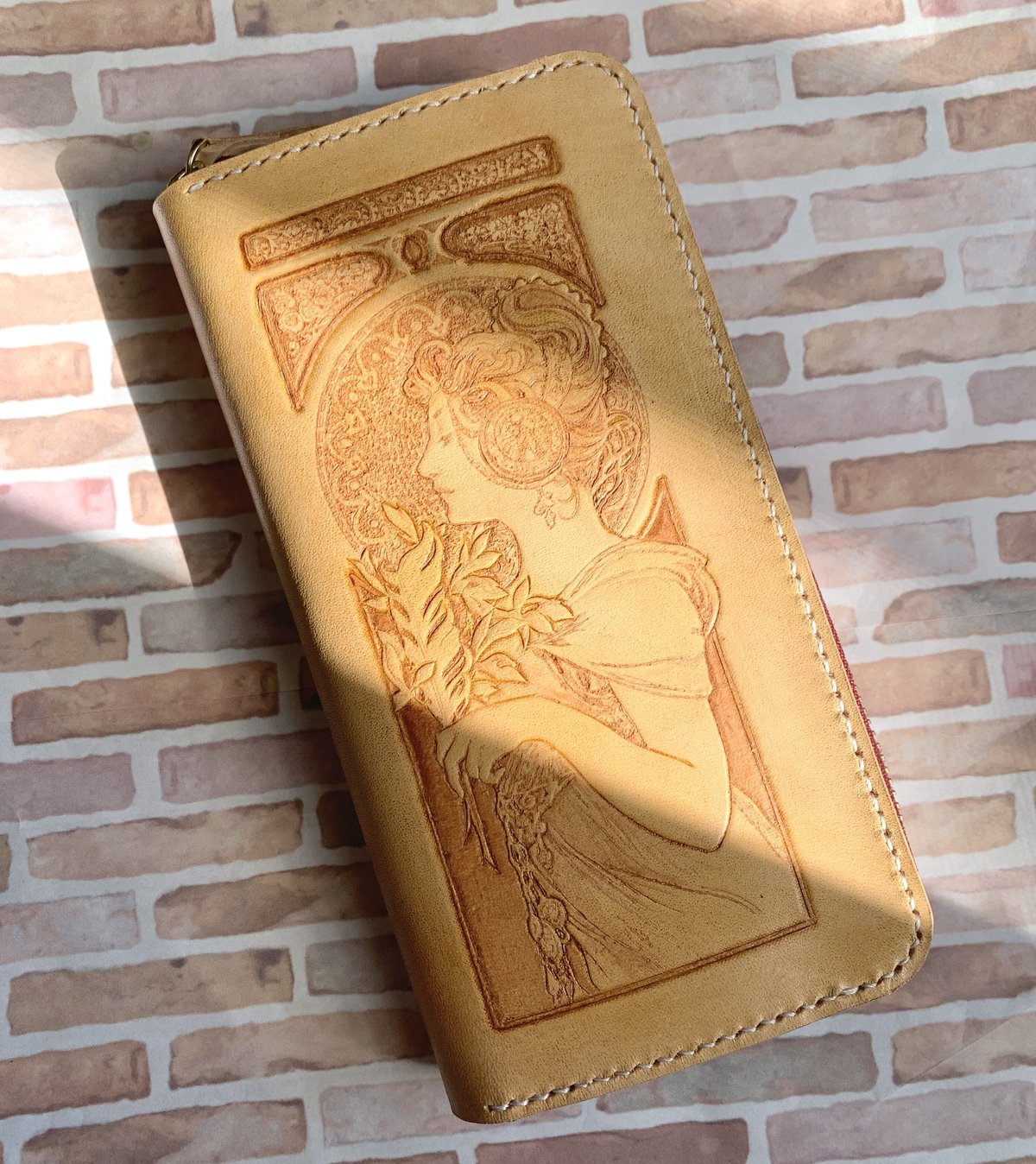本革 世界に一つの長財布 レザーカービング 全て手縫い | Leather CAT