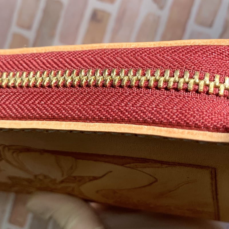 本革 世界に一つの長財布 レザーカービング 全て手縫い | Leather CAT