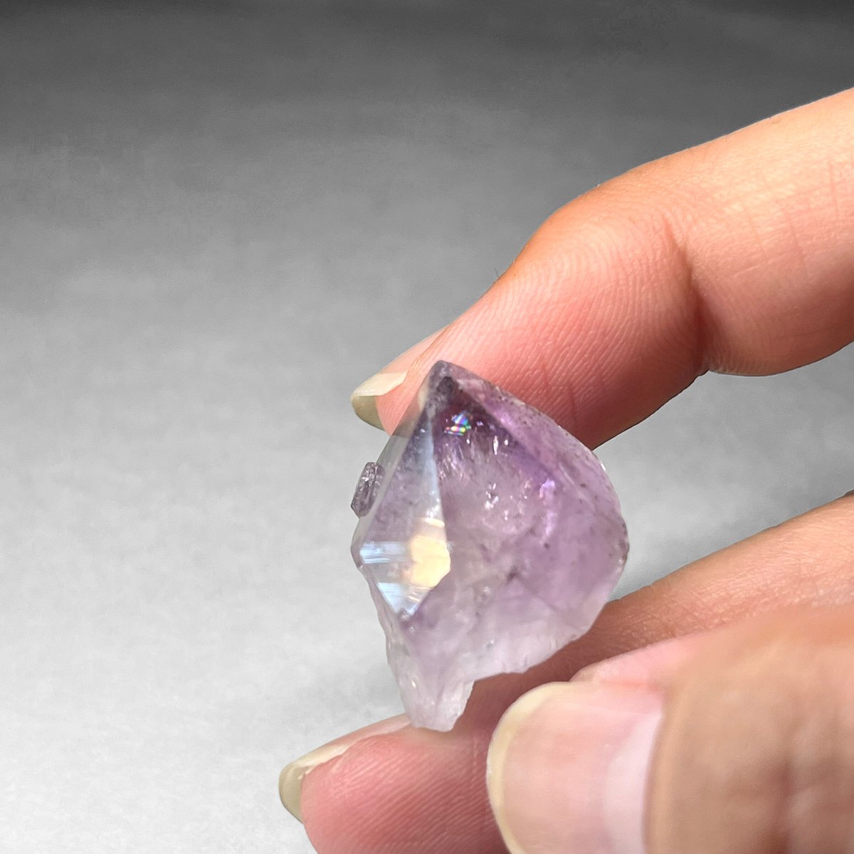 Rio Grande do Sul amethyst / ブラジル リオグランデ・ド・スール州