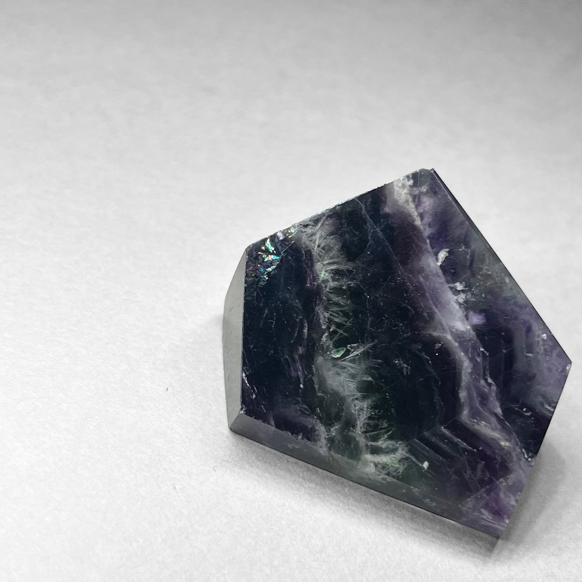 angel feather in fluorite / エンジェルフェザーインフローライトB
