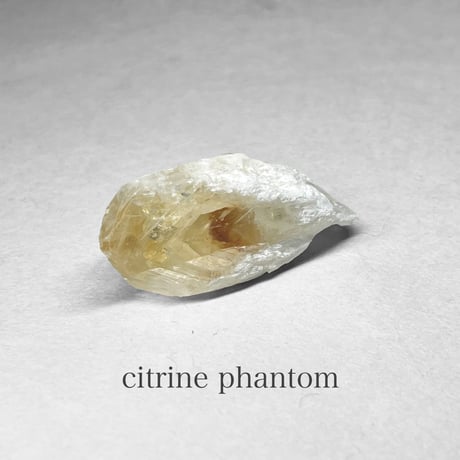 citrine phantom  / シトリンファントム D ( レインボーあり )