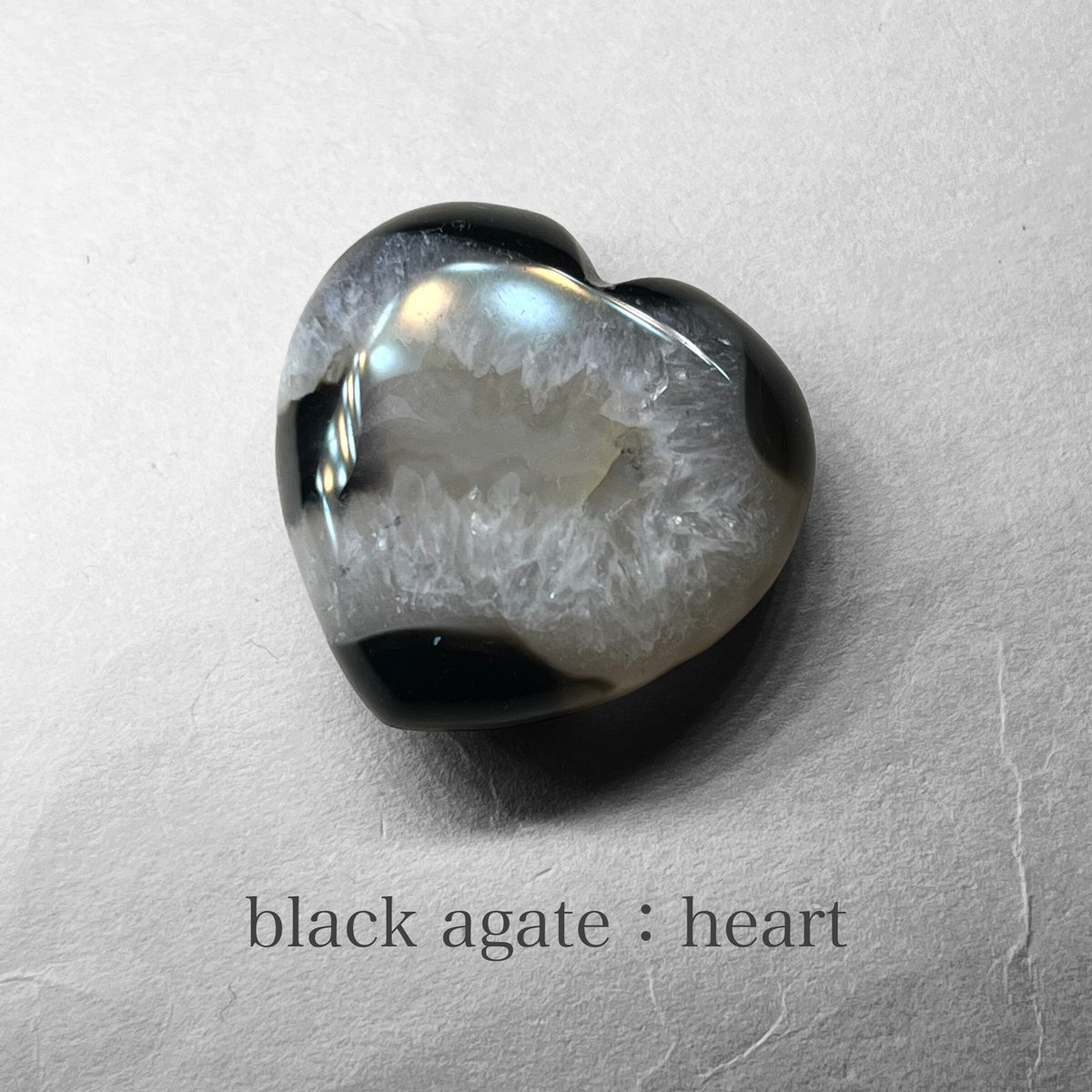 天然石 ブラックアゲート＆カーネリアン ハートパーム＆フレイム black agate：heart / ブラックアゲート：ハート B | N.st