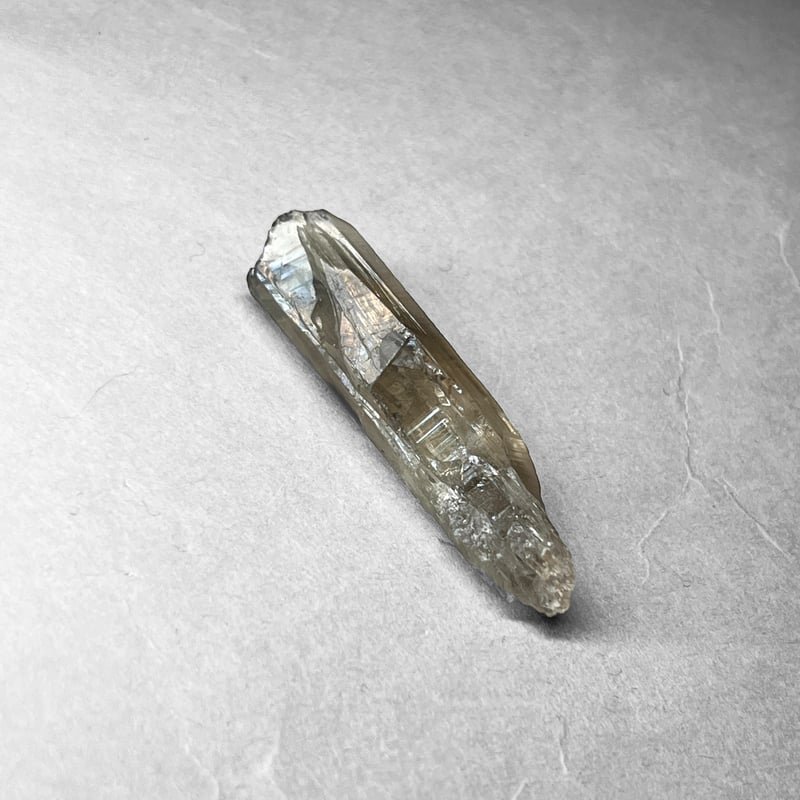 スモーキークォーツファントム(大)149g スモーキークォーツ ファントム – sucredecristal