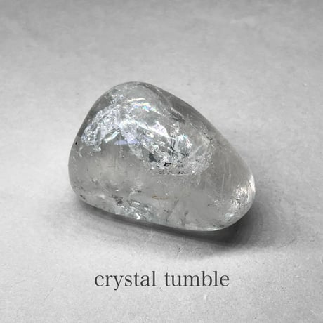 crystal tumble / 水晶タンブル L ( 表面欠け・レインボーあり )