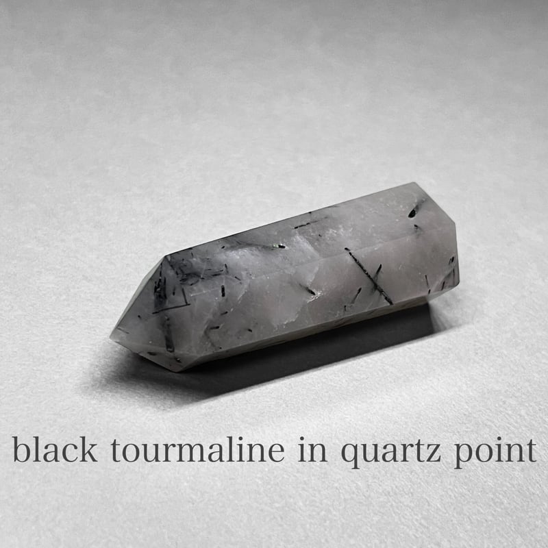 black tourmaline in quartz point / ブラックトルマリンインク