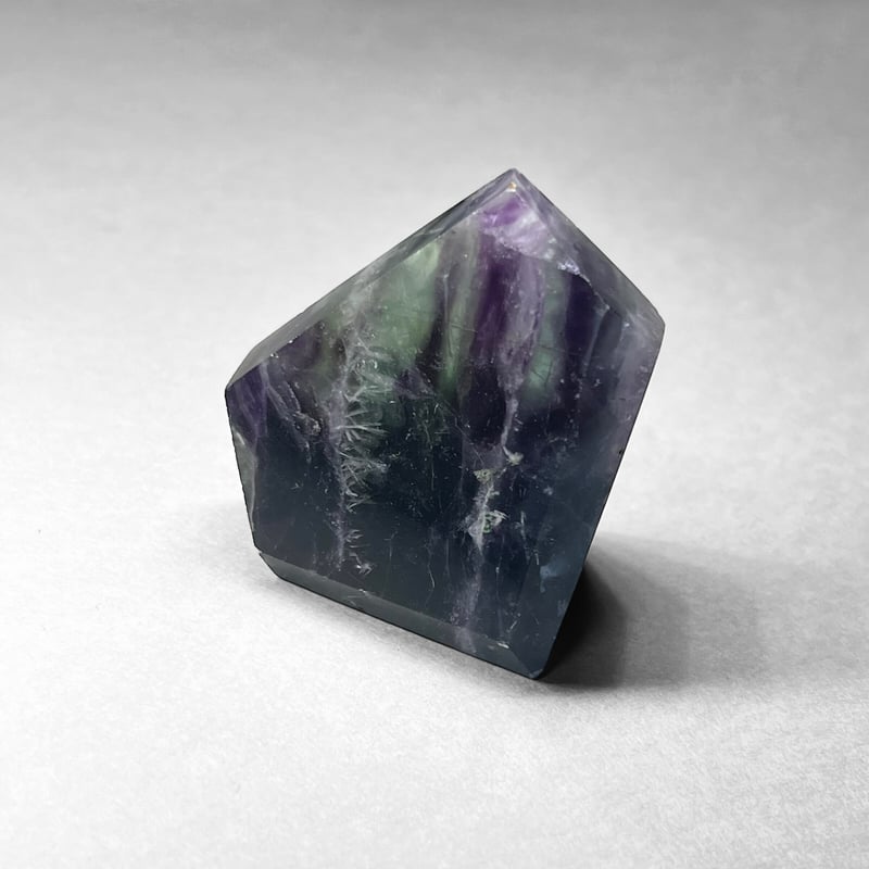 angel feather in fluorite / エンジェルフェザーインフローライトB
