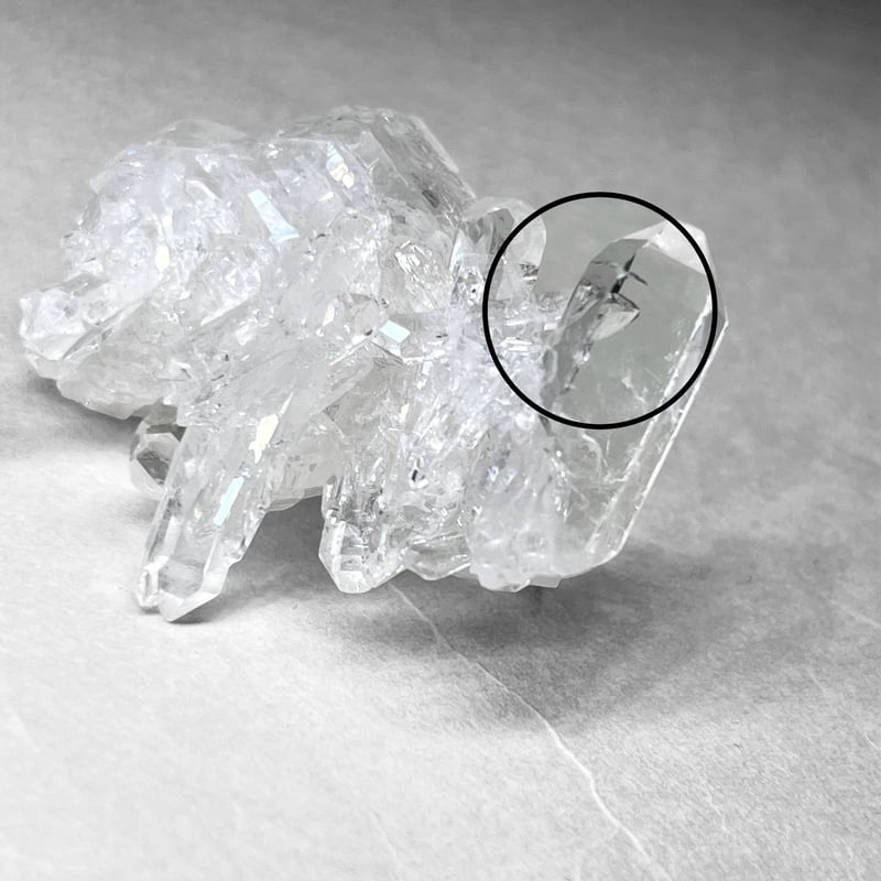 Thomas Gonzaga crystal cluster：quartz in quartz