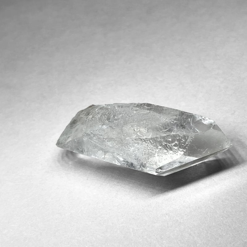 self healed /セルフヒールド水晶ラフポイント A 透明度AA | N.st