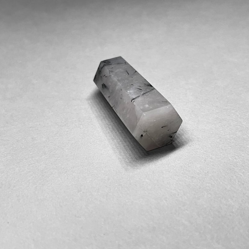 black tourmaline in quartz point / ブラックトルマリンインク