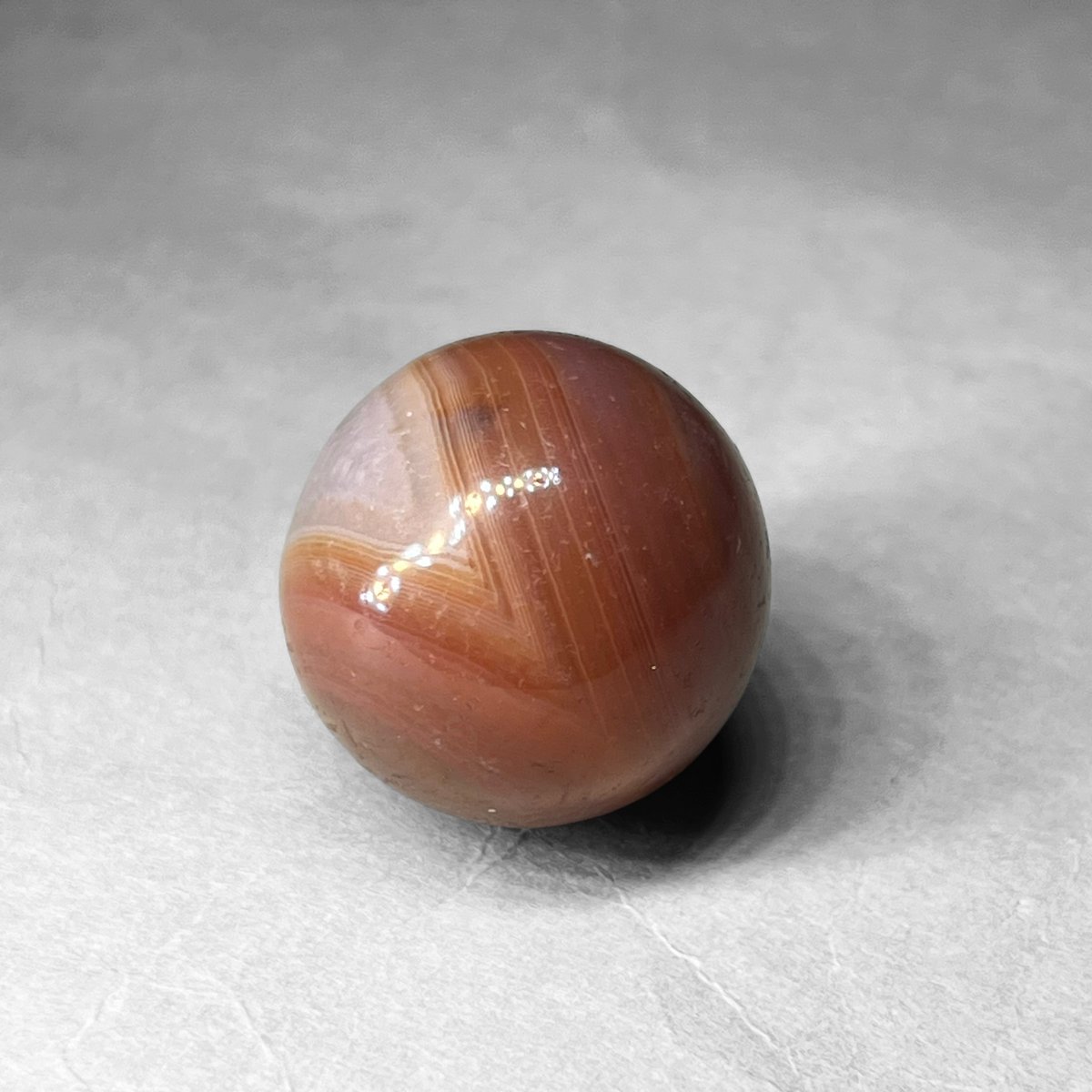 天然石　レッドアゲート　赤瑪瑙　スフィア約4センチ　台座付きNo.1248 天然石 レッドアゲート 赤瑪瑙 スフィア約4センチ 台座付きNo.1248