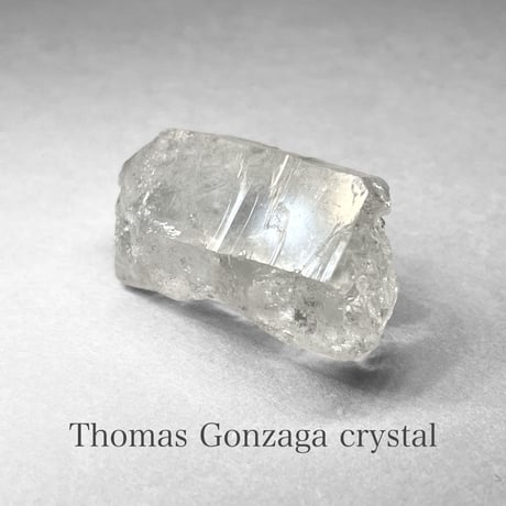 Thomas Gonzaga crystal ：self healed /トマスゴンサガ産水晶原石 4 ：セルフヒールド ( レインボーあり )