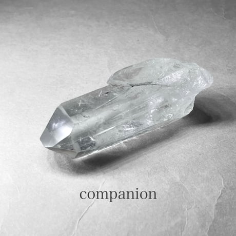 companion / コンパニオン水晶ラフポイントD ( レインボーあり )