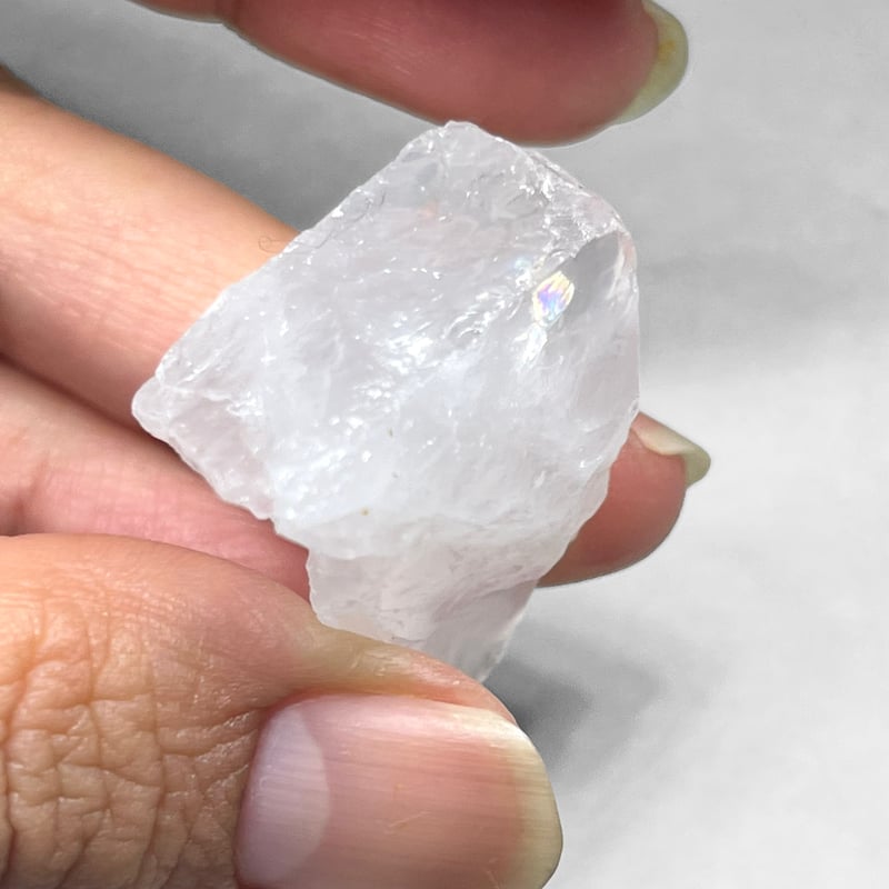 milky quartz / ミルキークォーツ原石 A ( 2個セット・レインボーあり