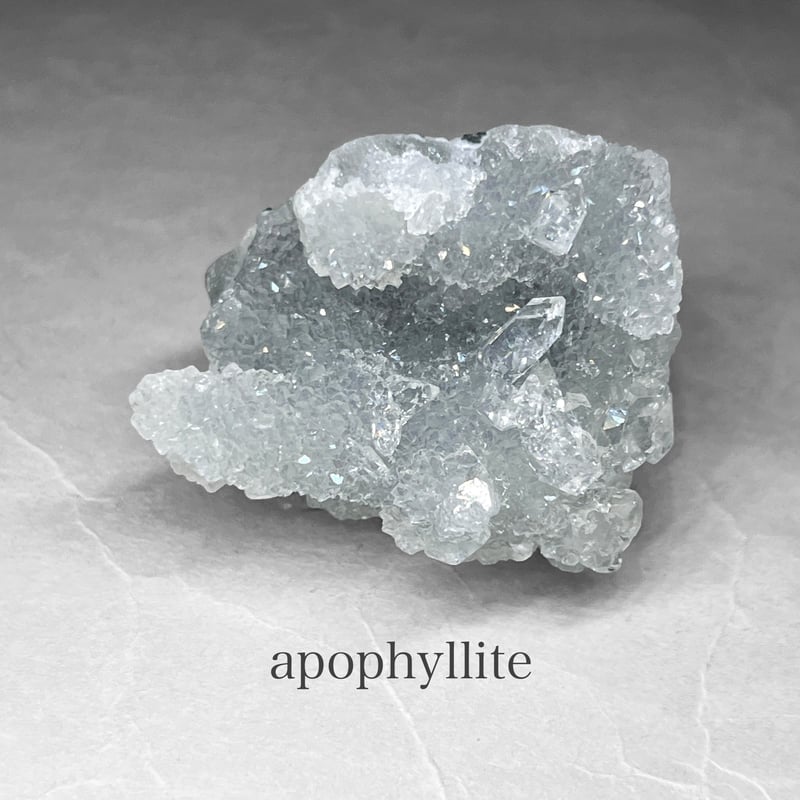 アポフィライト　キラキラが素敵⭐︎ 魚眼石