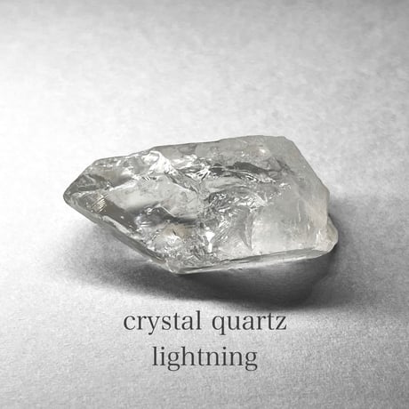 雷水晶 | STORES