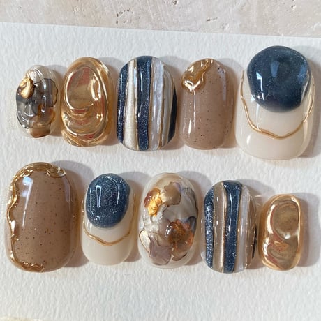 pokochi nail
