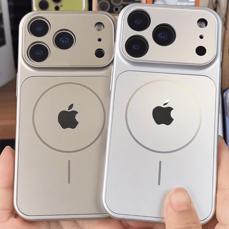 爆発人気商品 iphone17/17proマットガラスケース 一部入荷済み