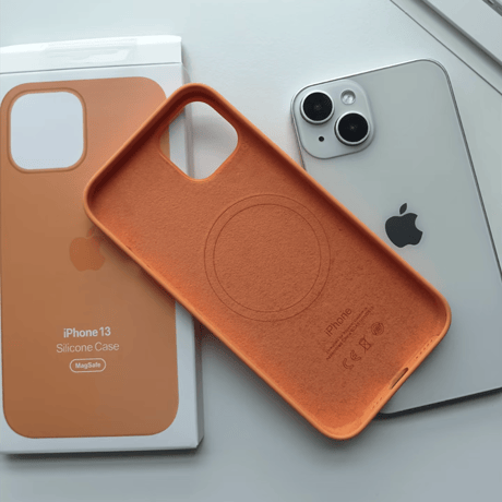「007C」magsafe対応 iphone13/13promax ケース シリコン iphone ケース シンプル 耐衝撃 男女兼用
