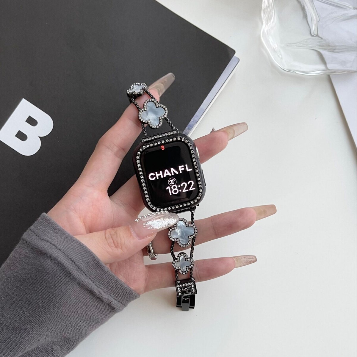 038」キラキラ apple watch バンド チェーン 四葉のクローバー 038」キラキラ apple watch バンド チェーン 四葉のクローバー