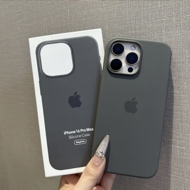 007」magsafe対応 iphone16pro ケース シリコン iphone ケース