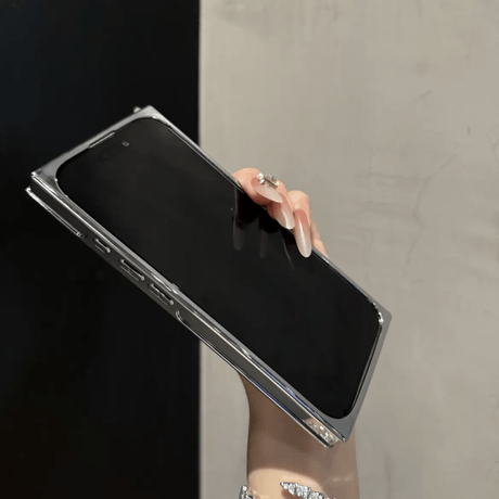 「405」隠しスタンド付き iphoneケース スクエア型 iphone17pro/16/15 ケース 個性的 おしゃれ