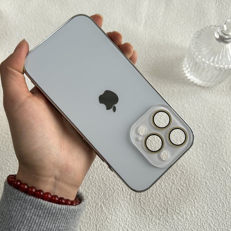残り僅か！人気iPhoneケース「在庫一掃」半額セール中！