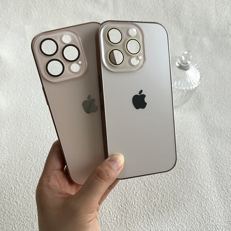 残り僅か！人気iPhoneケース「在庫一掃」半額セール中！