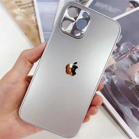 残りわずか！人気のメタリック風 iphone15/14/13 ケース 30%OFF