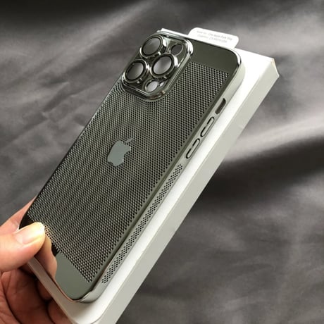 「528」iphone 放熱 ケース メッシュ iphone17pro/16 ケース 薄い 軽量