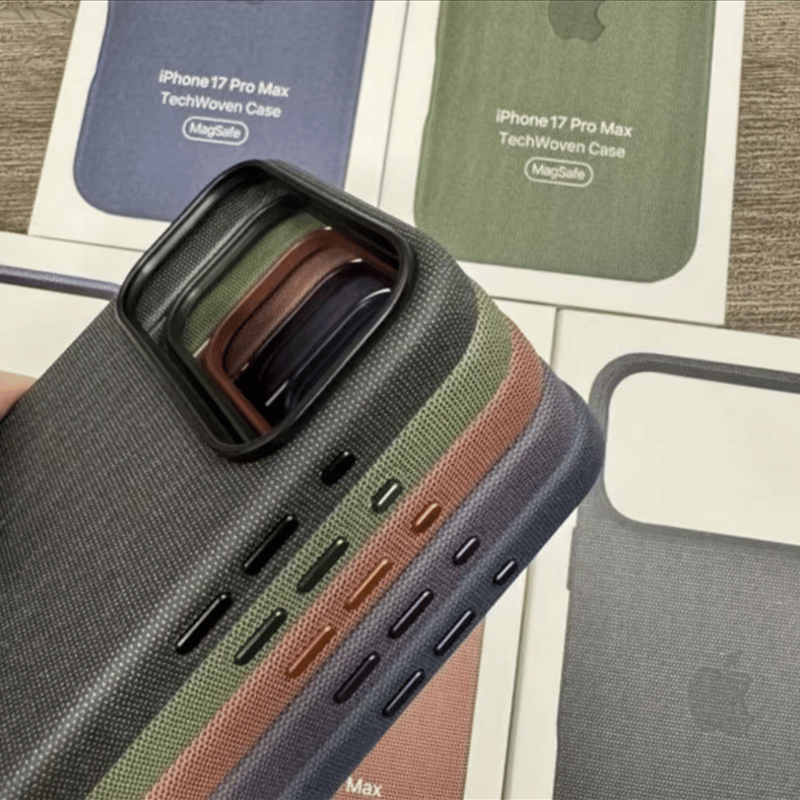 iPhone17 promax用純正テックウーブンケース グリーン MagSafe対応iPhone 17 Pro Maxテックウーブンケース - グリーン