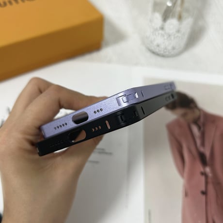【半額セール】半透明 マット質感 iPhoneケース カメラ保護フィルム付き