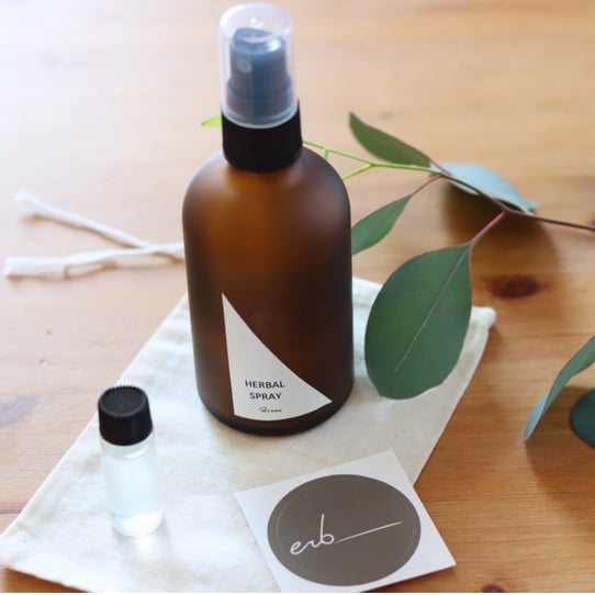 生徒さん限定】4月クラフト アロマスプレーキット | erb