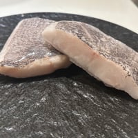 🐟カラスカレイ（骨なし皮付きフィレ）
