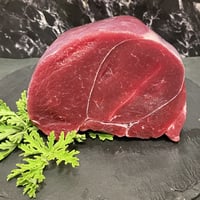 🦌絶品　蝦夷鹿もも肉（シンタマ）