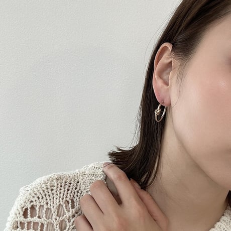ノットリングピアス