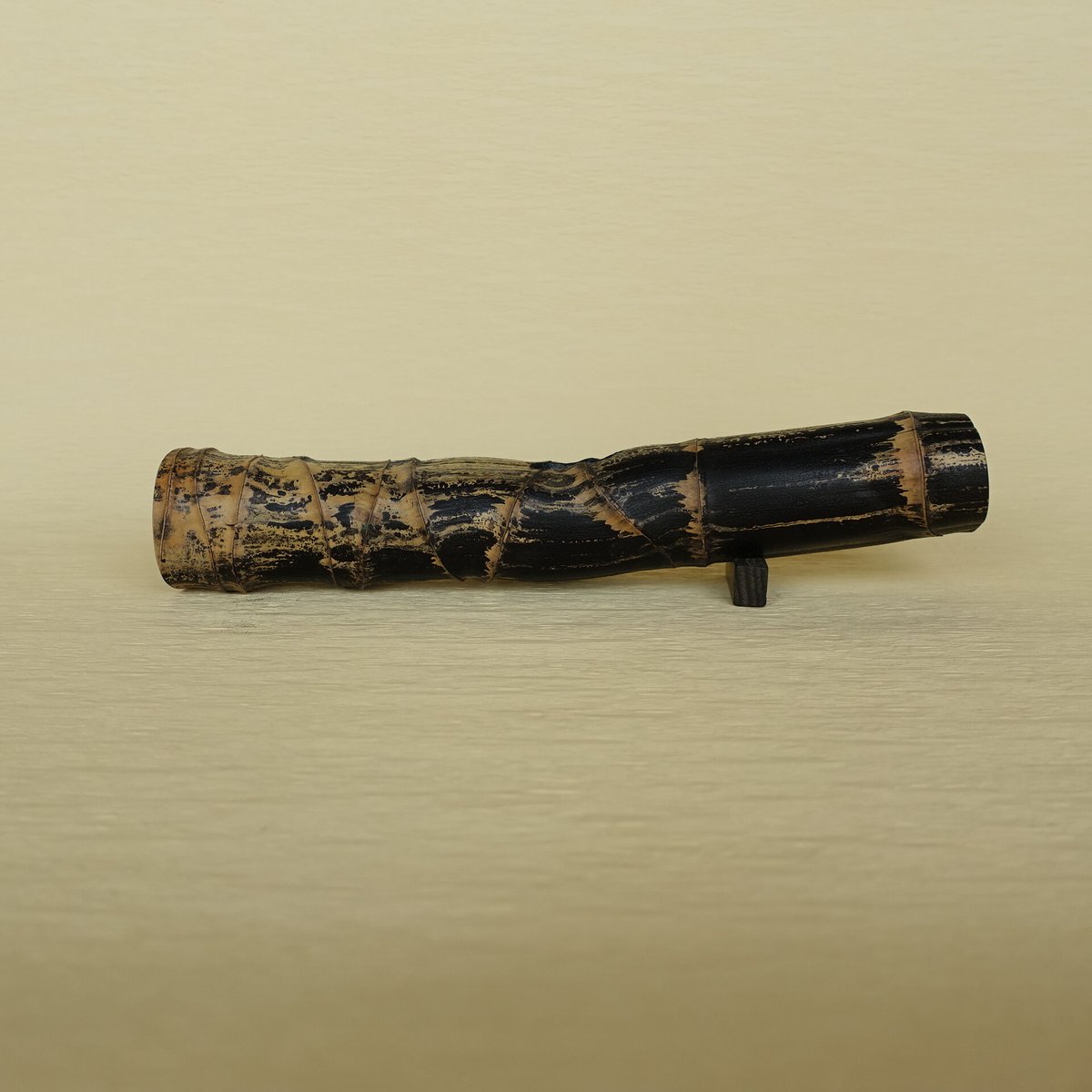 自然変色 竹の一輪挿し 横置き L=257mm | 木のクラフトショップ うるも