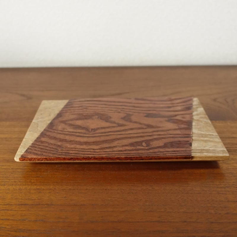 一点物】天然木 タモの木のプレート 手仕事の一品 TM212 | 木の