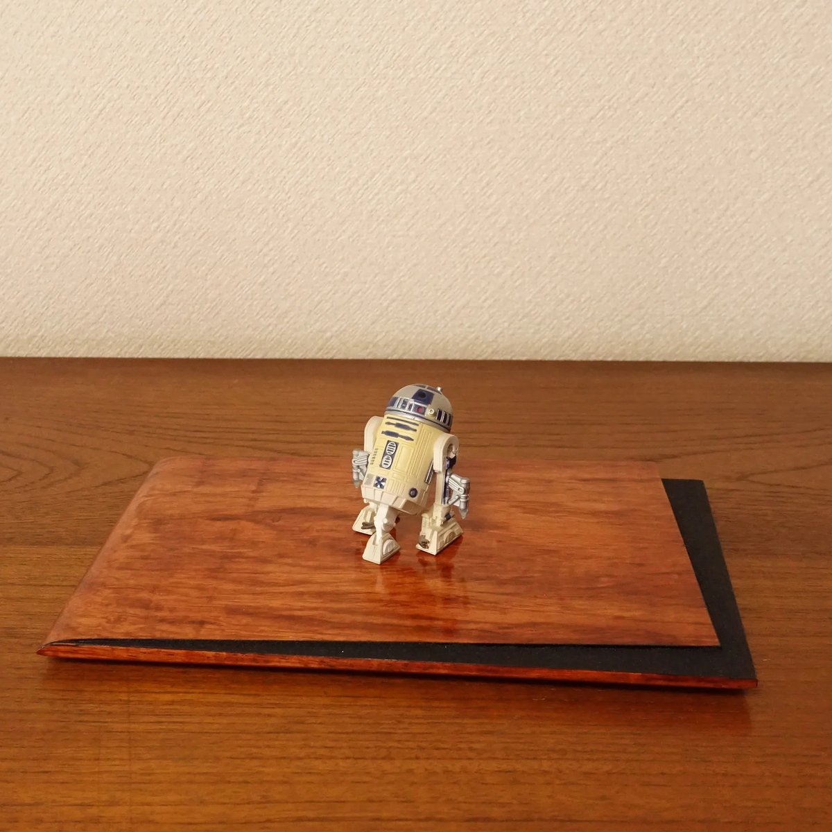 花梨（かりん）の飾り台 工芸品 フィギュア 高級飾り台 KR243 | 木の 