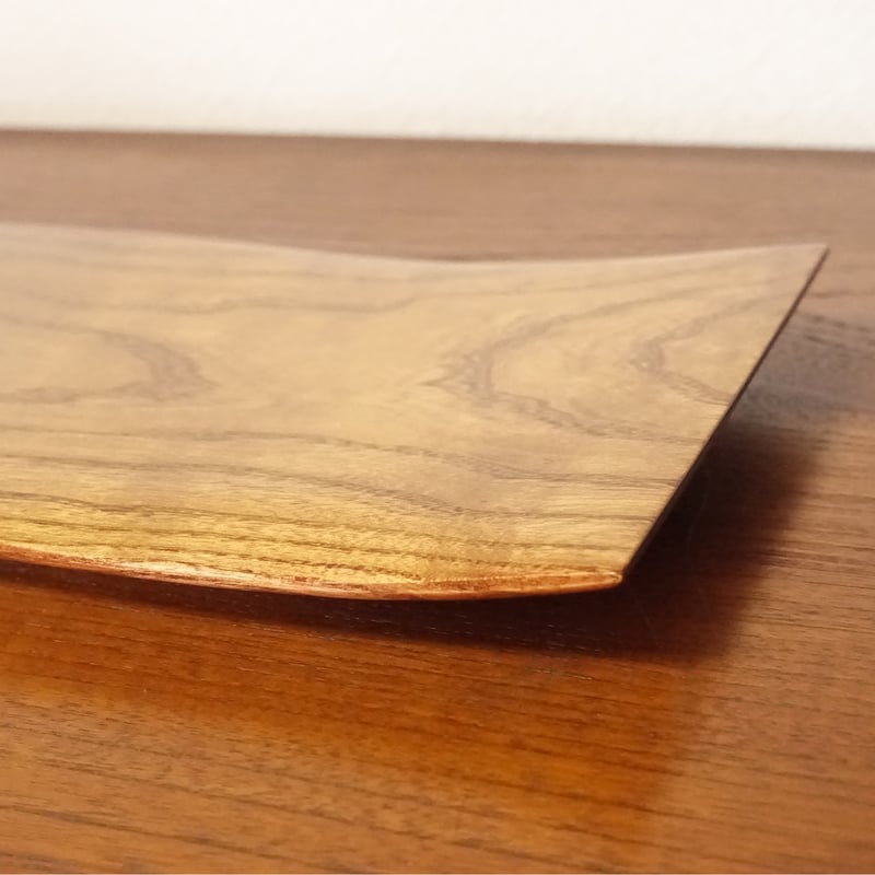 一点物】天然木 桑（くわ）の木のプレート 手仕事の一品 KW407 | 木の