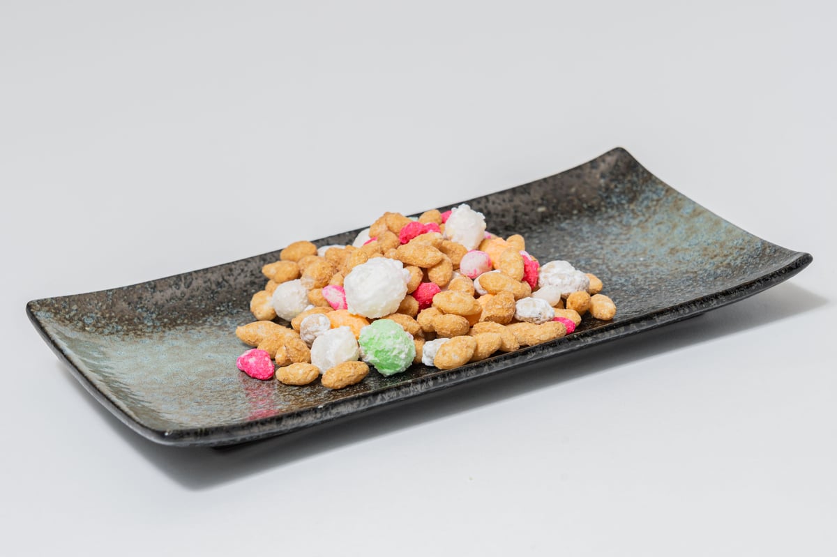 ひなあられ ひなこけしあられ | お雛さまとお内裏さまをデザインしたあられ