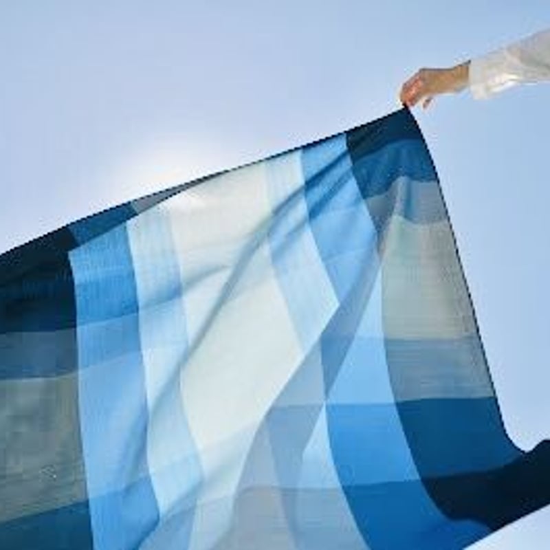 生絹ふろしき SUWASHIKI FUROSHIKI SUWA BLUE/WINTER | SHIKI