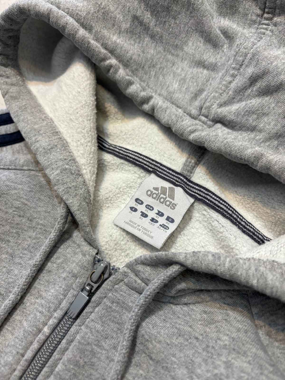 00s adidas zip hoodie | Summer Step