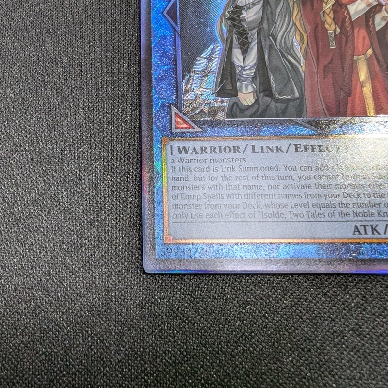 状態A】アジア英語版 Essential Selection 01 『聖騎士の追想