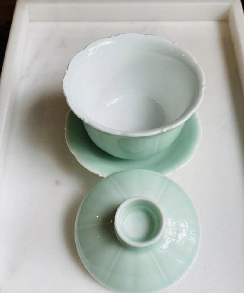 葵華青玉磁蓋碗/景徳鎮 | ORGANIC TEA・馨華献上銘茶・世界遺産 葵華青玉磁蓋碗/景徳鎮 | ORGANIC TEA・馨華献上銘茶・世界遺産