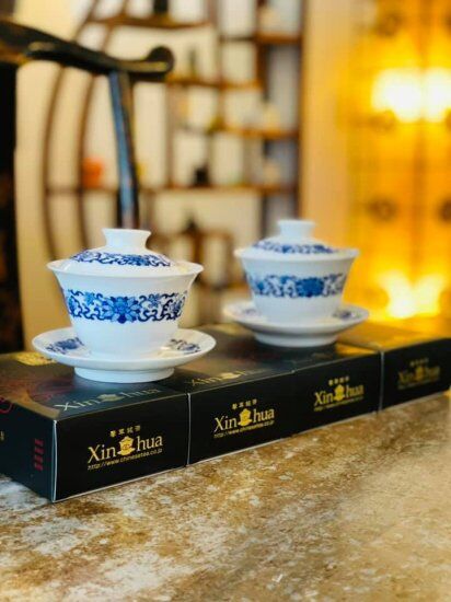 景徳鎮蓋碗/唐草縁結 | ORGANIC TEA・馨華献上銘茶・世界遺産銘茶