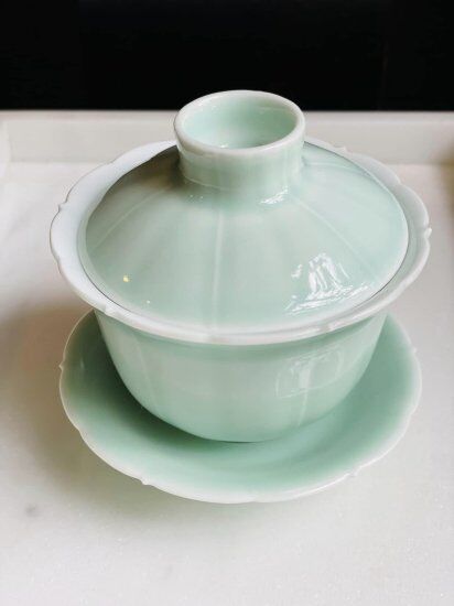 葵華青玉磁蓋碗/景徳鎮 | ORGANIC TEA・馨華献上銘茶・世界遺産銘茶