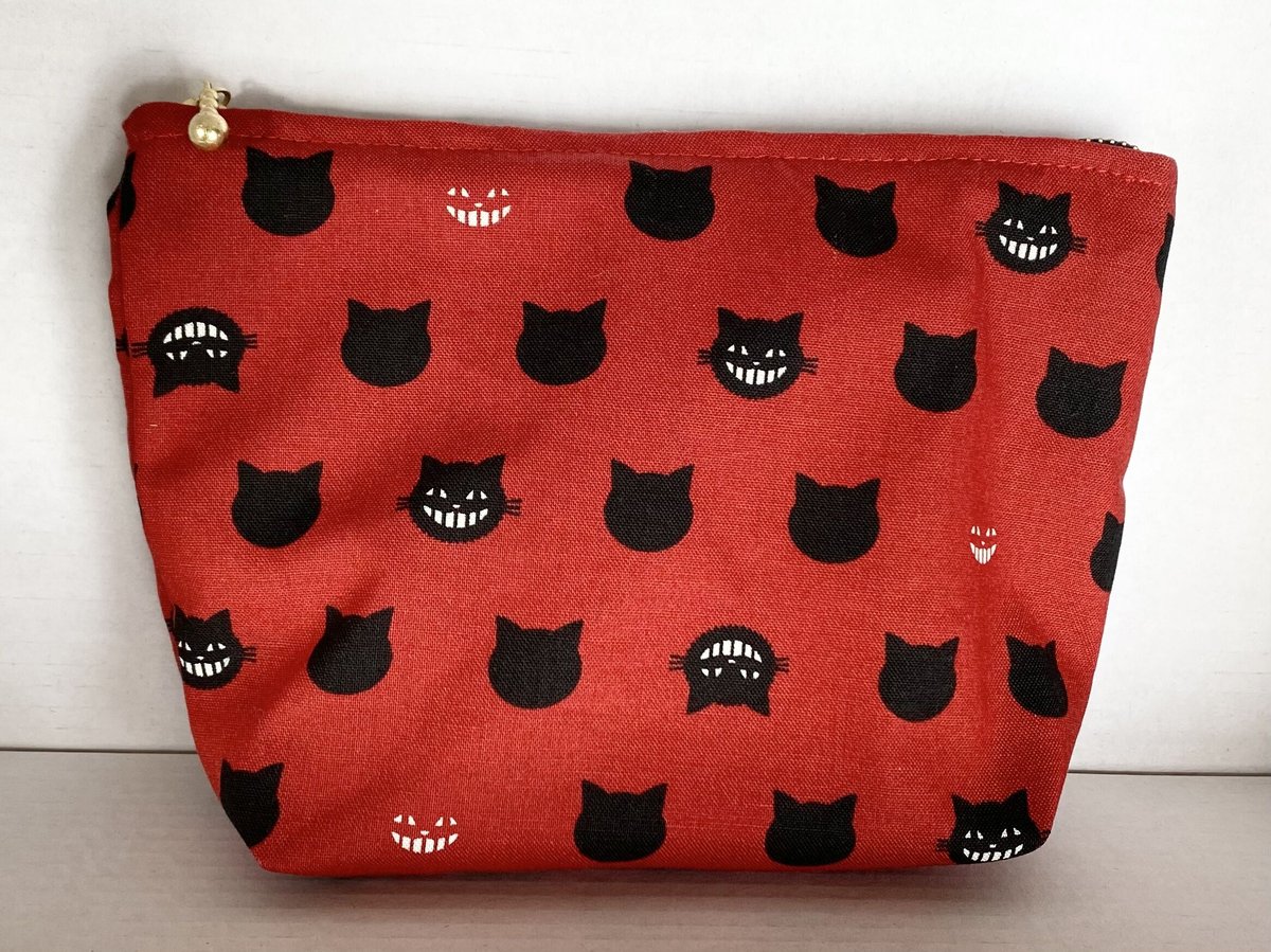 猫ちゃんポーチ エチノメガネ猫柄 赤 fit=scale-down,w=1200