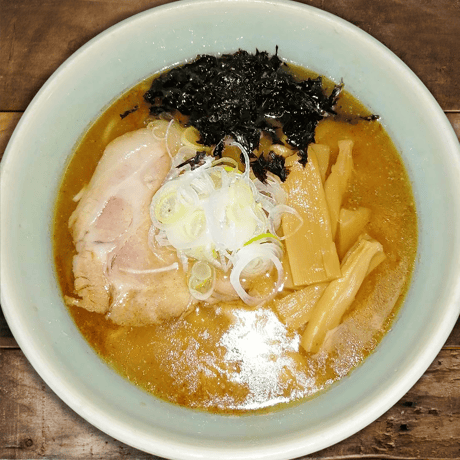 白湯ラーメン