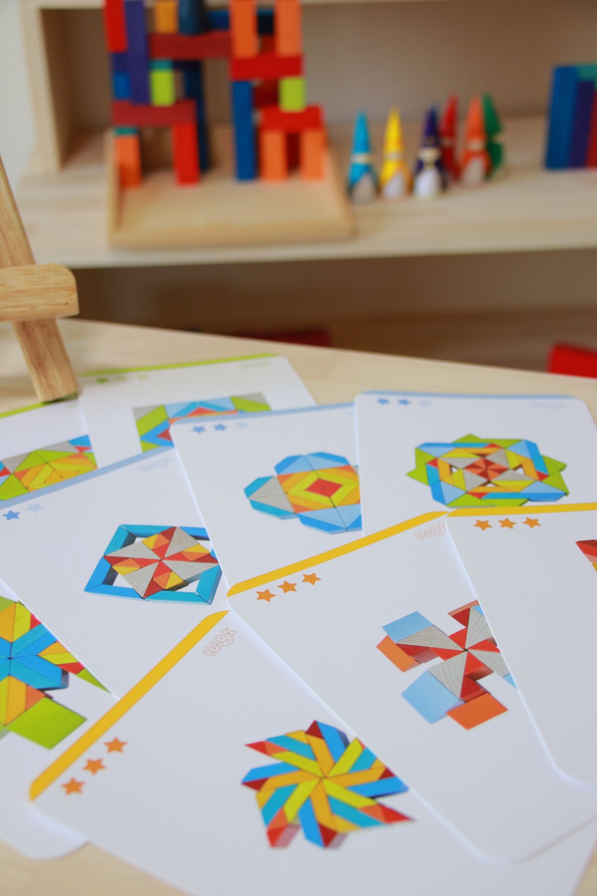 ハバ・モザイクブロック【ハバ】 | 木のおもちゃ 虹と木